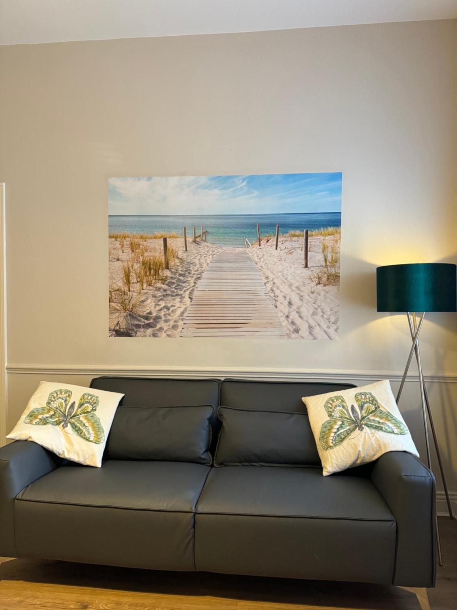 Rockcliffe Retreat, Stylish Coastal Apartment وايتلي باي المظهر الخارجي الصورة