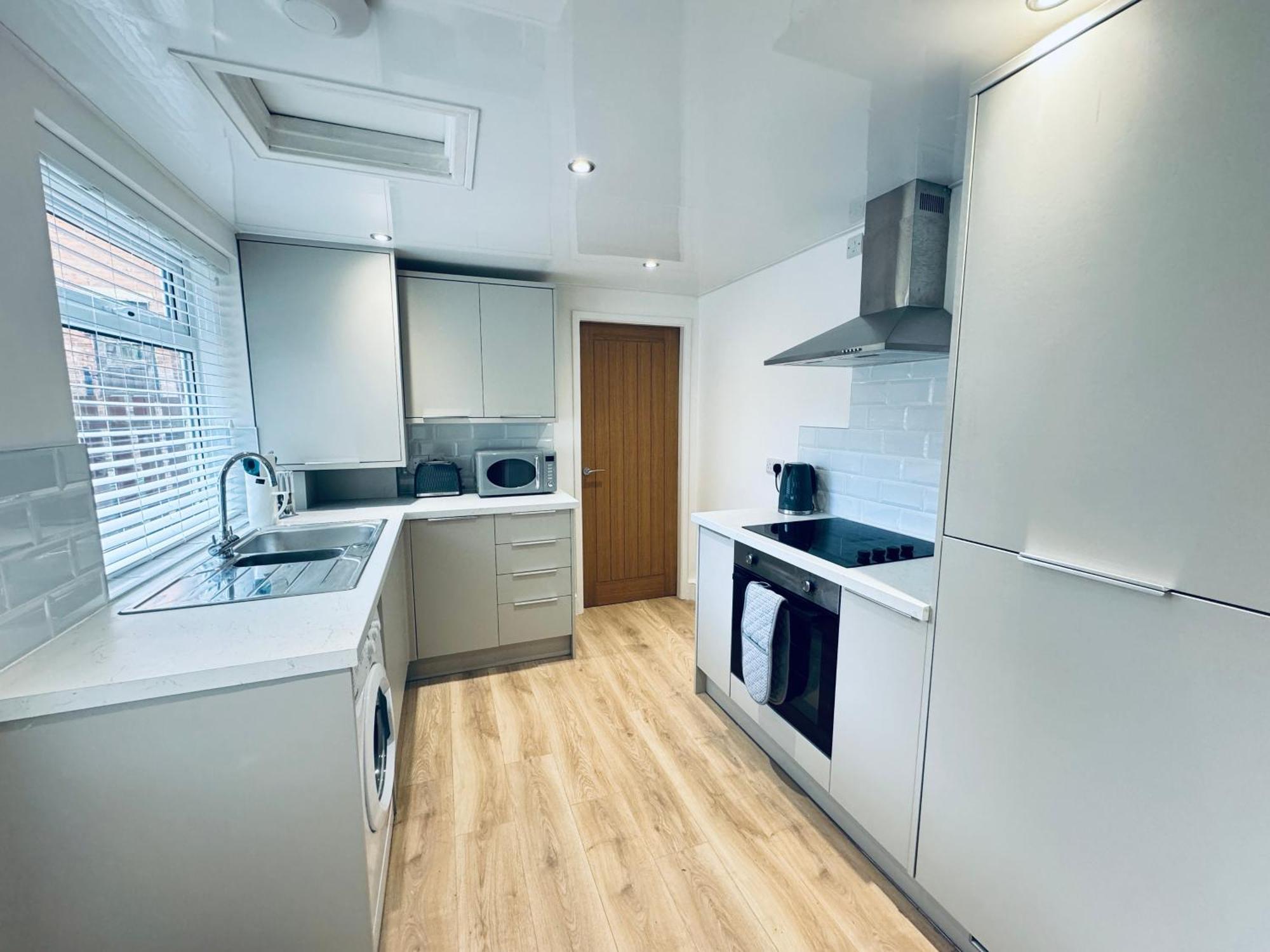Rockcliffe Retreat, Stylish Coastal Apartment وايتلي باي المظهر الخارجي الصورة